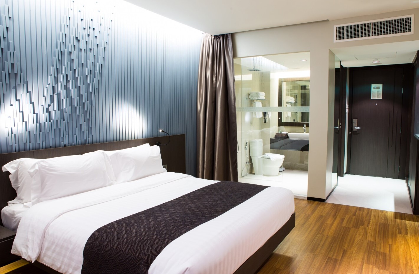signature-room